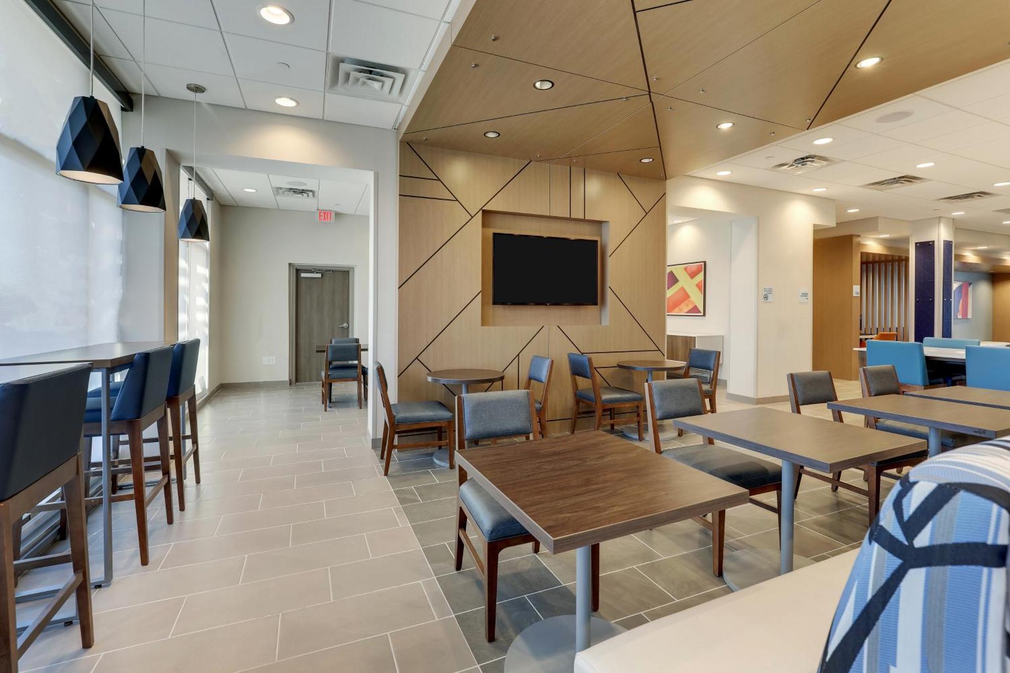 Holiday Inn Express Holly Springs - Raleigh Area By Ihg Exterior foto
